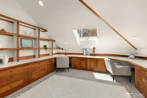 10199 Affirmed Lane NE Bainbridge Island WA 98110