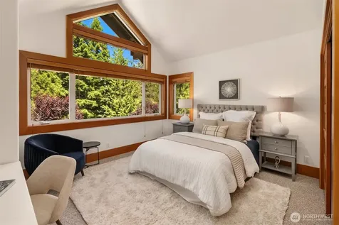 10199 Affirmed Lane NE Bainbridge Island WA 98110