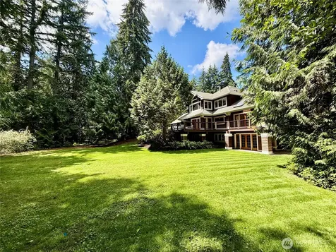 10199 Affirmed Lane NE Bainbridge Island WA 98110