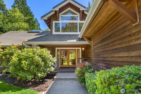 10199 Affirmed Lane NE Bainbridge Island WA 98110