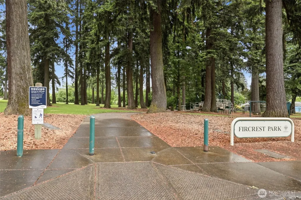 608 NE 124th Avenue Vancouver WA 98684
