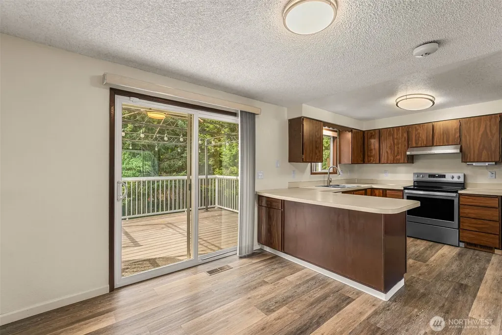 720 11th Street NE East Wenatchee WA 98802