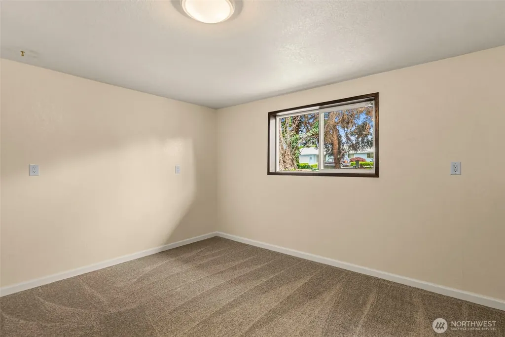 720 11th Street NE East Wenatchee WA 98802