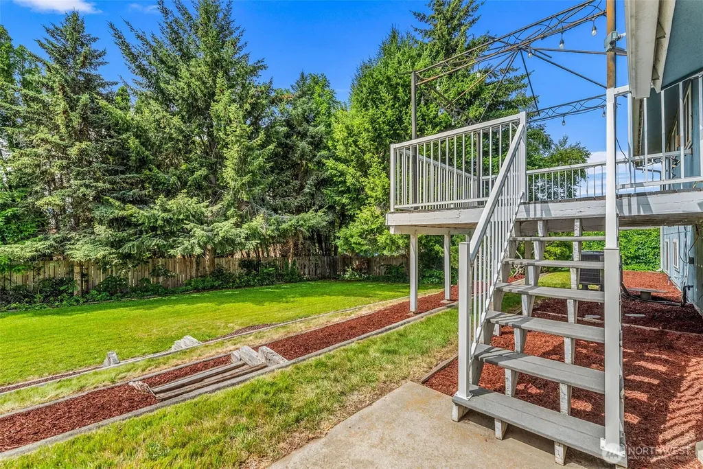 720 11th Street NE East Wenatchee WA 98802