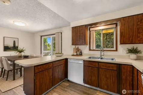 720 11th Street NE East Wenatchee WA 98802