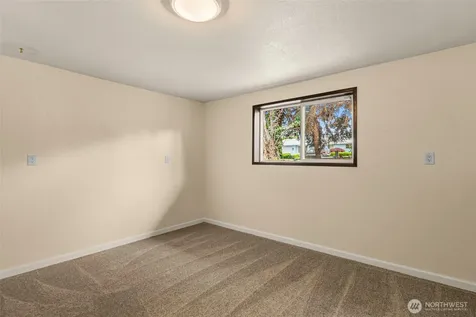 720 11th Street NE East Wenatchee WA 98802