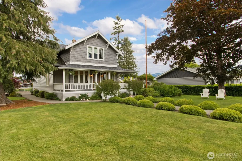 26806 SE 432nd Street Enumclaw WA 98022