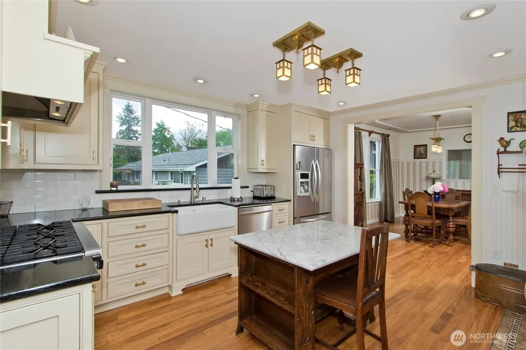 26806 SE 432nd Street Enumclaw WA 98022