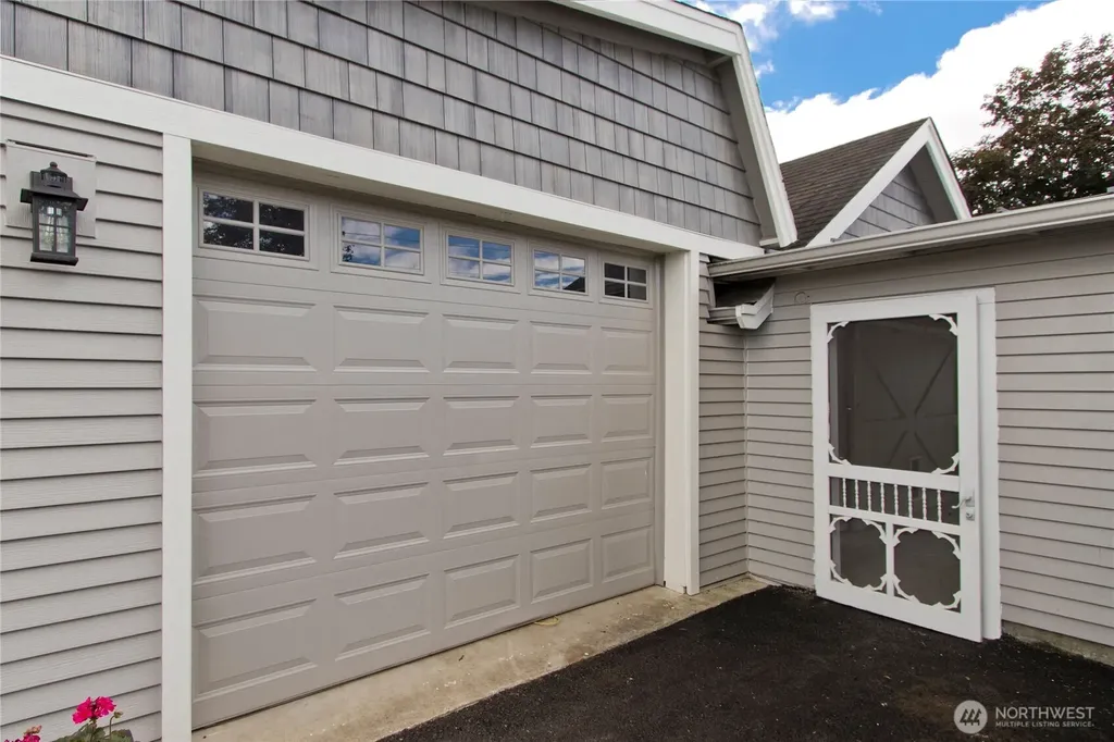 26806 SE 432nd Street Enumclaw WA 98022