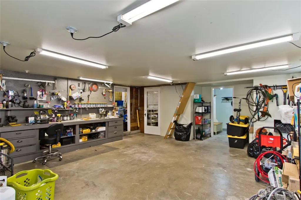 26806 SE 432nd Street Enumclaw WA 98022
