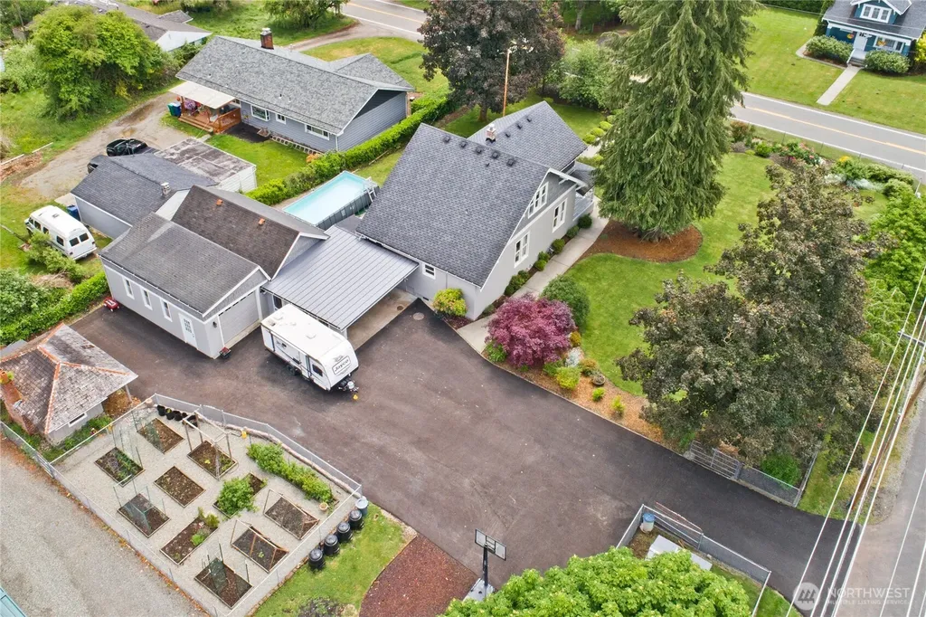 26806 SE 432nd Street Enumclaw WA 98022