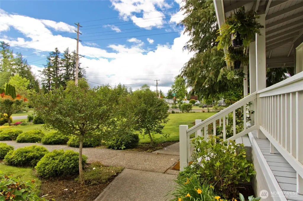 26806 SE 432nd Street Enumclaw WA 98022