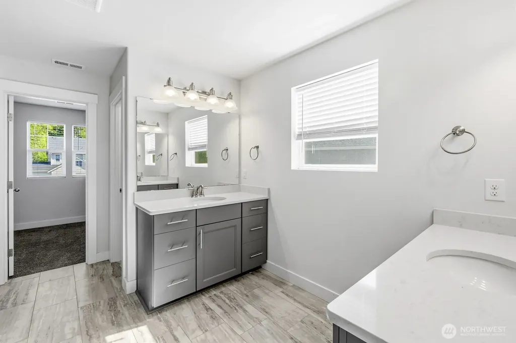 13022 157th Street Street E Puyallup WA 98374