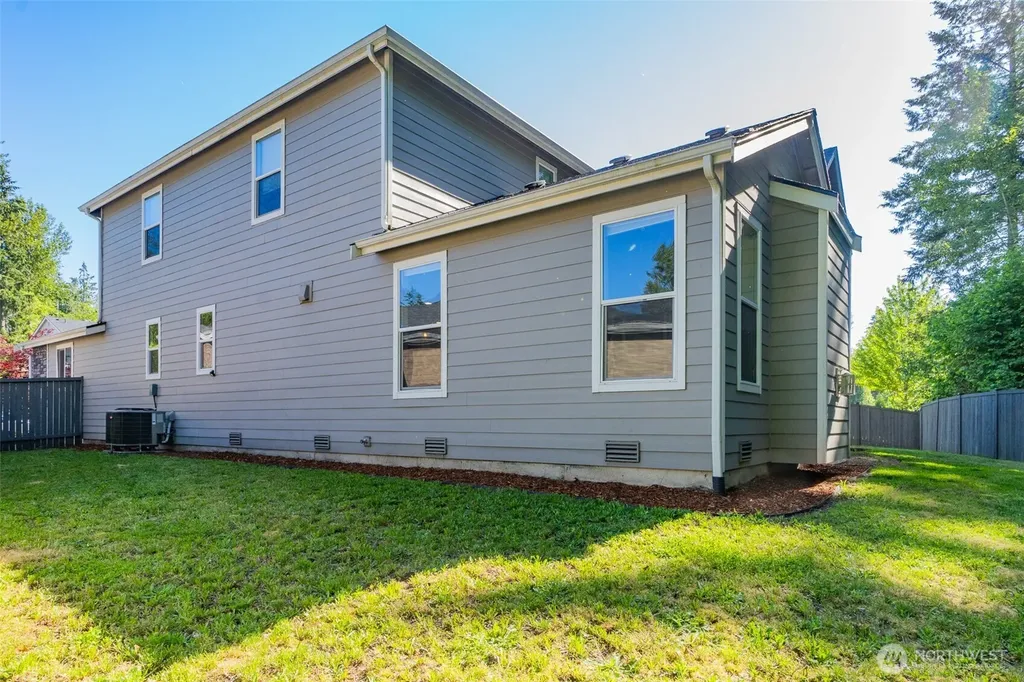 13022 157th Street Street E Puyallup WA 98374