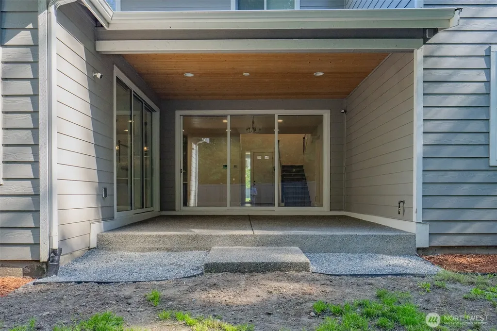 13022 157th Street Street E Puyallup WA 98374