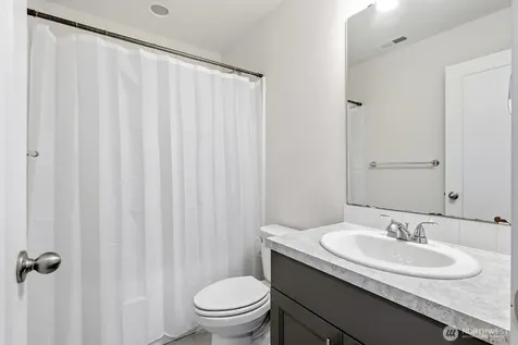 13022 157th Street Street E Puyallup WA 98374