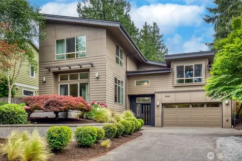 10644 Bartlett Avenue NE Seattle WA 98125