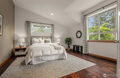 10644 Bartlett Avenue NE Seattle WA 98125