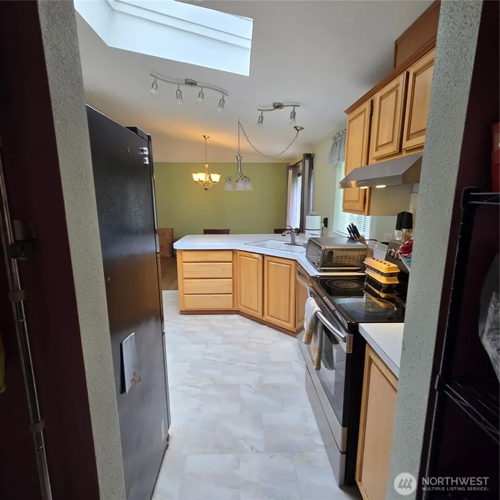 29031 Falkner Road NE Poulsbo WA 98370