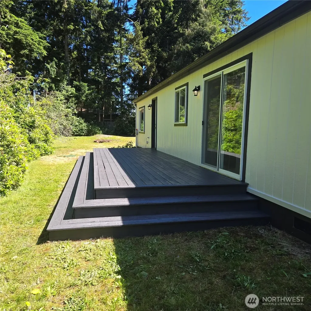 29031 Falkner Road NE Poulsbo WA 98370