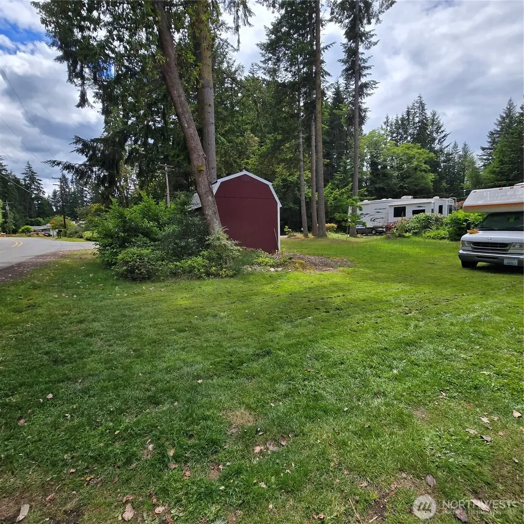 29031 Falkner Road NE Poulsbo WA 98370