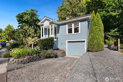 7032 15th Avenue NE Seattle WA 98115