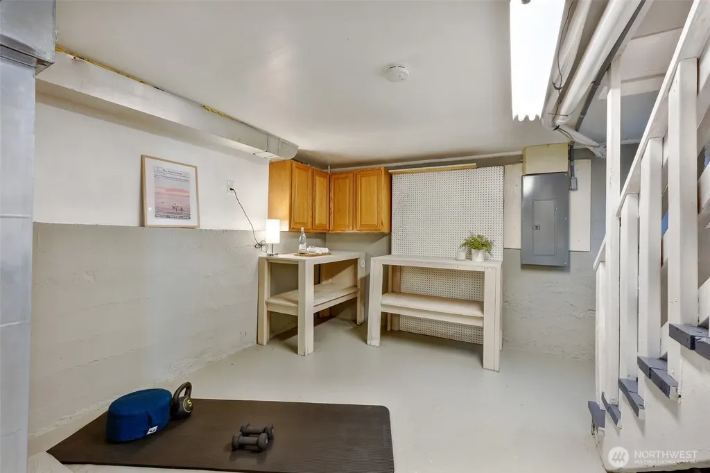 2409 E Alder Street Seattle WA 98122