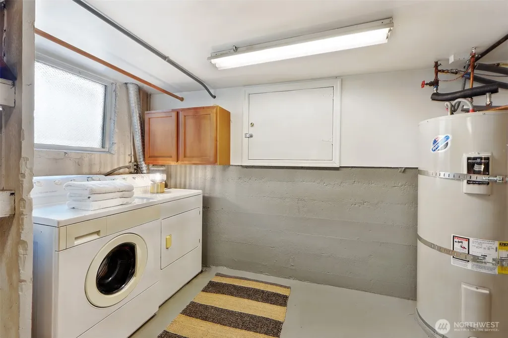 2409 E Alder Street Seattle WA 98122