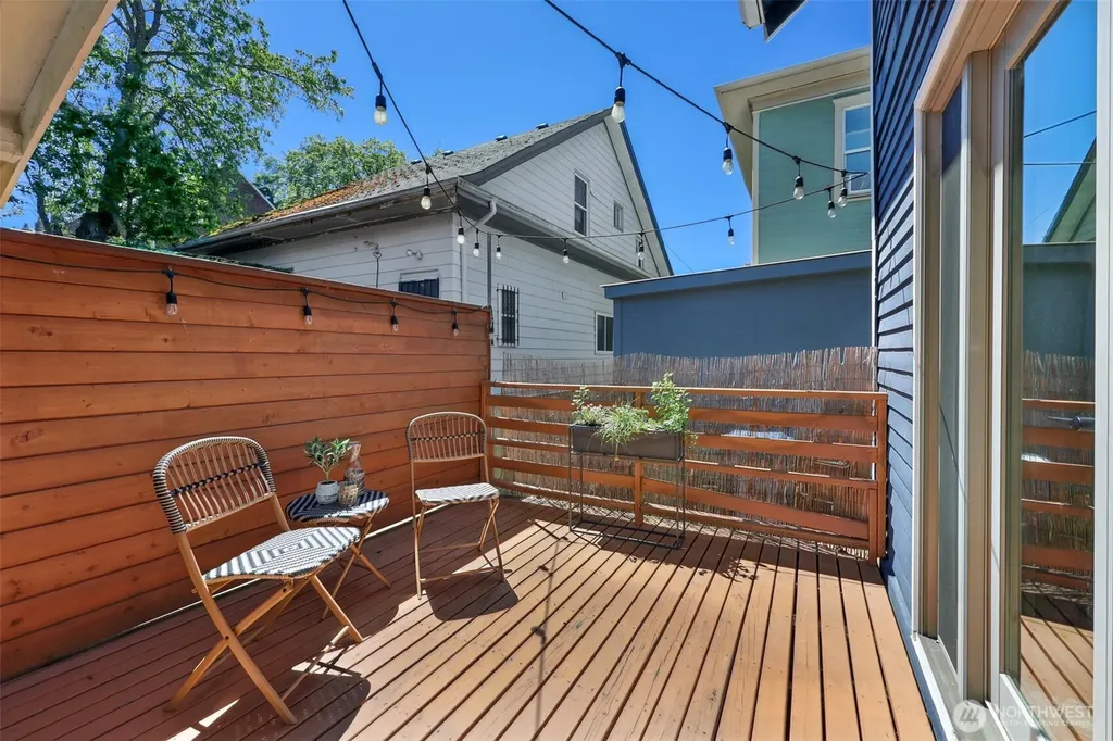 2409 E Alder Street Seattle WA 98122