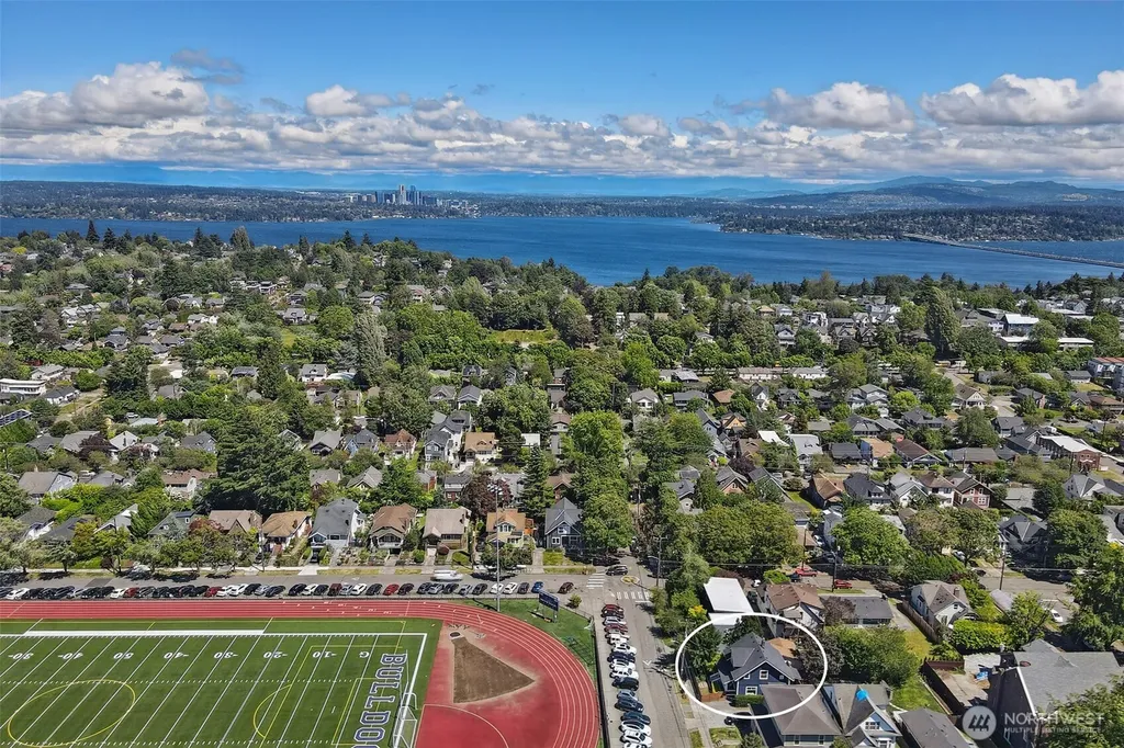 2409 E Alder Street Seattle WA 98122