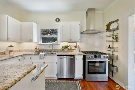 2409 E Alder Street Seattle WA 98122