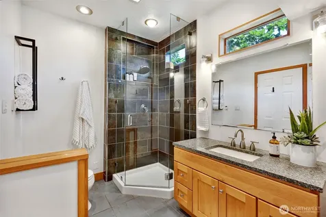 2409 E Alder Street Seattle WA 98122