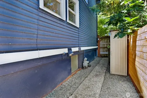 2409 E Alder Street Seattle WA 98122