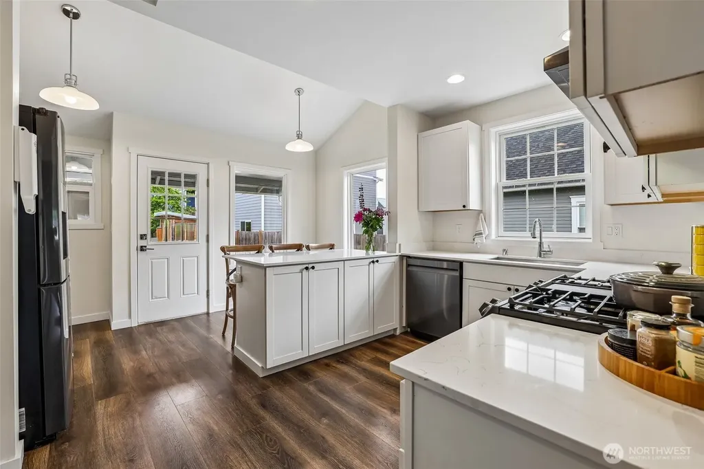 319 Short Columbia Street Monroe WA 98272