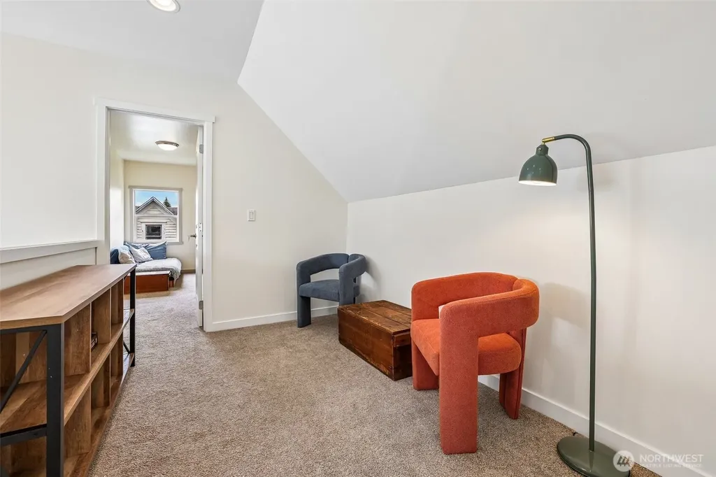 319 Short Columbia Street Monroe WA 98272