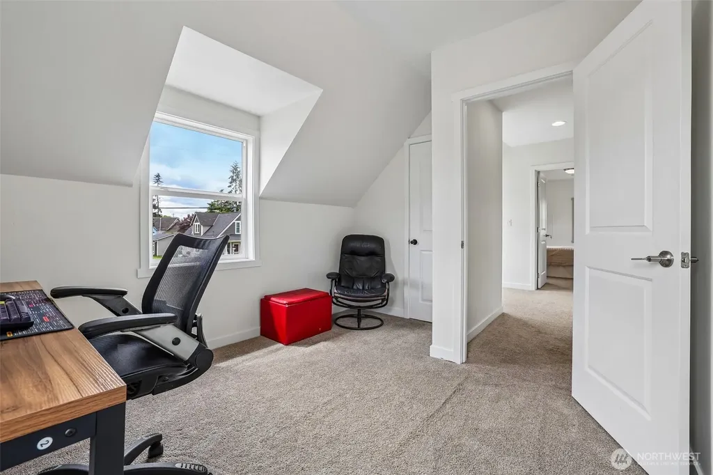 319 Short Columbia Street Monroe WA 98272