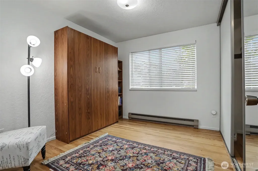 2625 13th Avenue W Seattle WA 98119