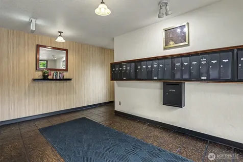 2625 13th Avenue W Seattle WA 98119