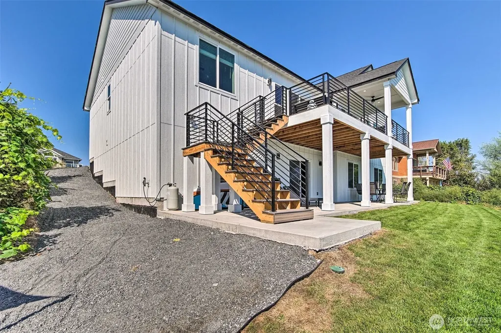 4223 Edwards Drive NE Moses Lake WA 98837