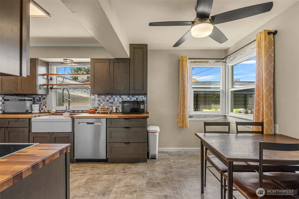 1219 N Ashland East Wenatchee WA 98802