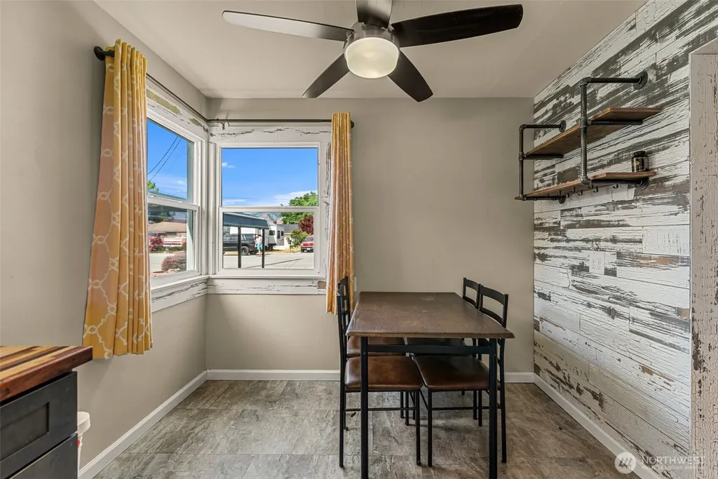 1219 N Ashland East Wenatchee WA 98802