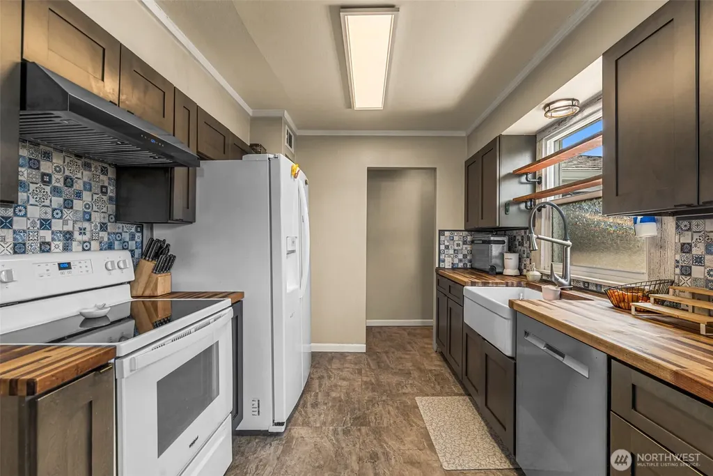 1219 N Ashland East Wenatchee WA 98802