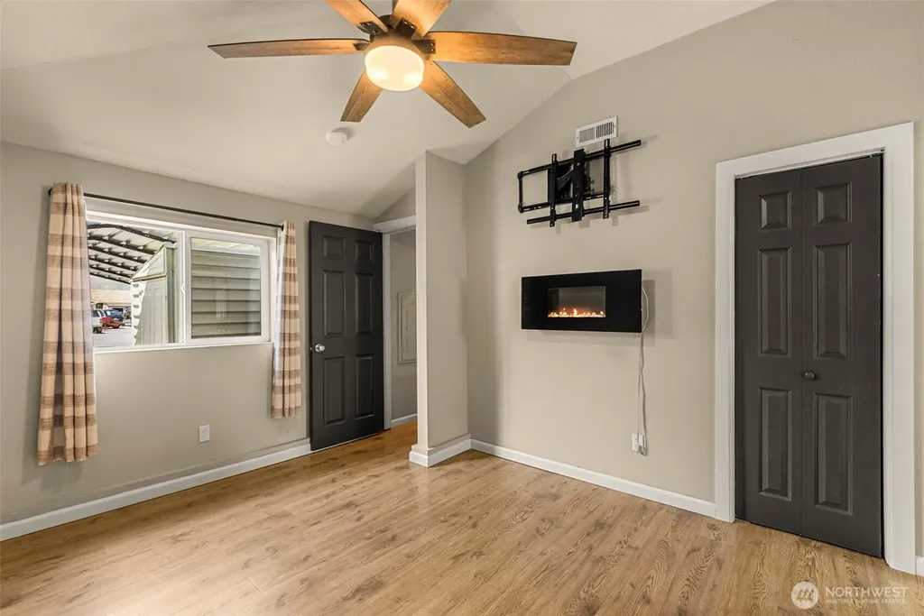 1219 N Ashland East Wenatchee WA 98802