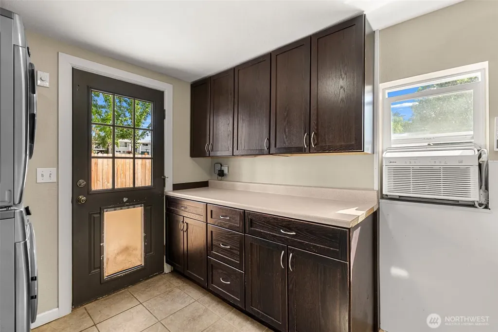 1219 N Ashland East Wenatchee WA 98802