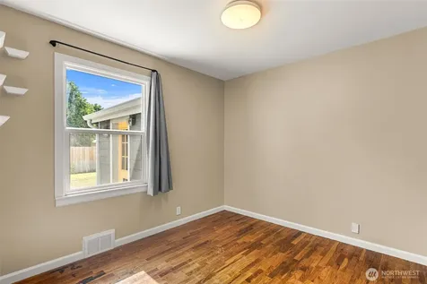 1219 N Ashland East Wenatchee WA 98802