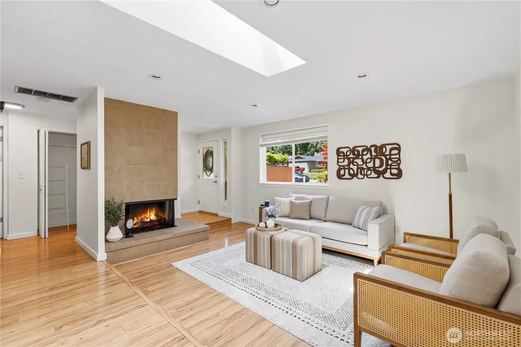 12019 NE 136th Pl Place Kirkland WA 98034