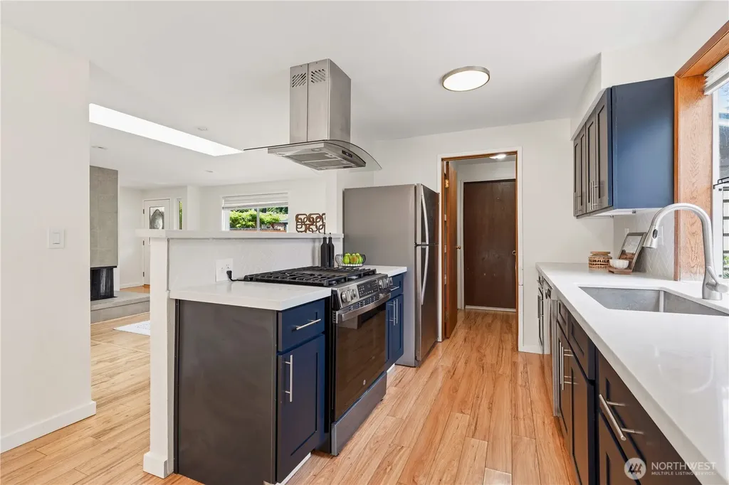 12019 NE 136th Pl Place Kirkland WA 98034