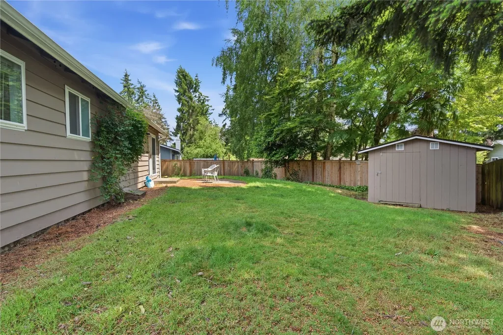 12019 NE 136th Pl Place Kirkland WA 98034