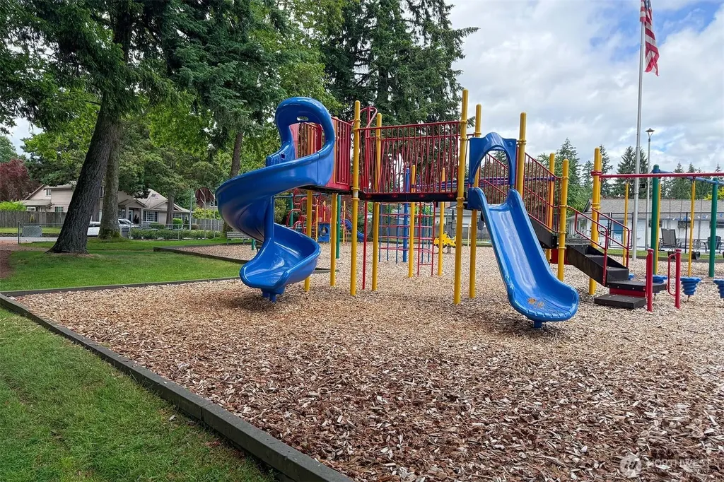 12019 NE 136th Pl Place Kirkland WA 98034