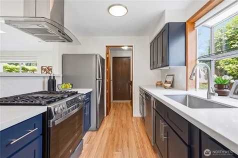 12019 NE 136th Pl Place Kirkland WA 98034